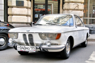 bmw2000